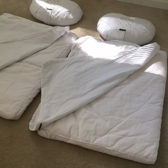 Mindful Modern Meditation Cushion Zafu/Zabuton Set - Picture 5 of 7